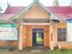 RUSAK: Kantor Desa Basawang yang saat ini rusak parah dan dinilai sudah jauh dari standar kelayakan sebagai pusat pelayanan publik, Senin (16/2).