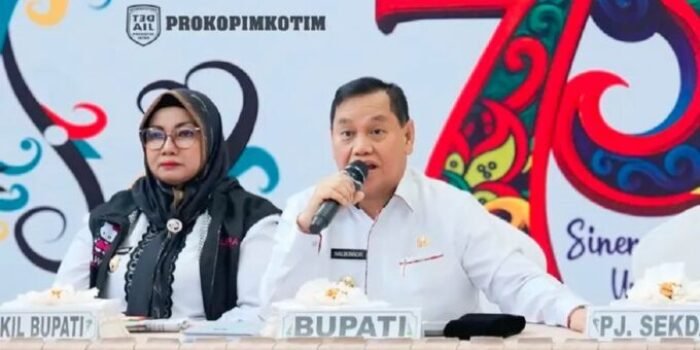 Kotim Bupati Kotim, H Halikinnor menghadiri rapat daring sosialisasi Kartu Huma Betang Sejahtera, Rabu (25/2).