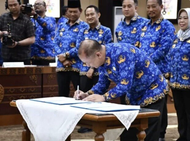 Bupati Barsel Dr. H. Eddy Raya Samsuri saat menghadiri Musrenbang RKPD Provinsi Kalimantan Tengah Tahun 2027 di Aula Jayang Tingang, belum lama ini.