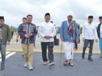 Bupati Barito Utara H. Shalahuddin, ST., M.T. dan Wakil Bupati Batara Felix Sonadie Y. Tingan AMd bersama unsur terkait, usai mengikuti kegiatan di Kota Muara Teweh belum lama ini.