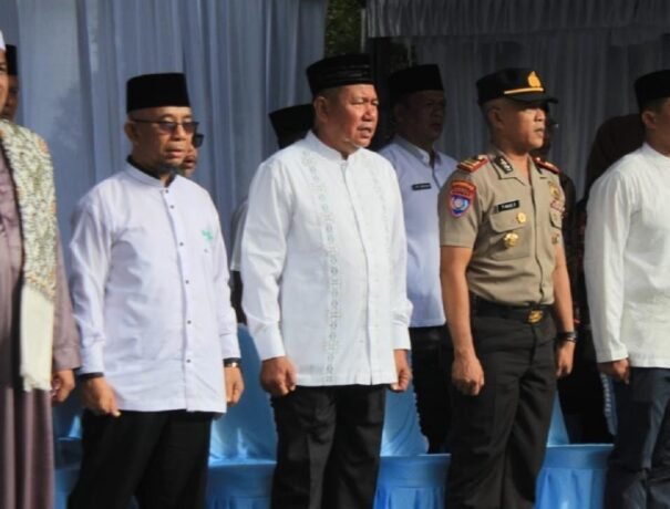 Anggota DPRD Barito Utara, H. Al Hadi menghadiri peresmian Pasar Ramadan 1447 Hijriah di kawasan depan Masjid Raya Shirathal Mustaqym, Muara Teweh, Kamis (19/2).