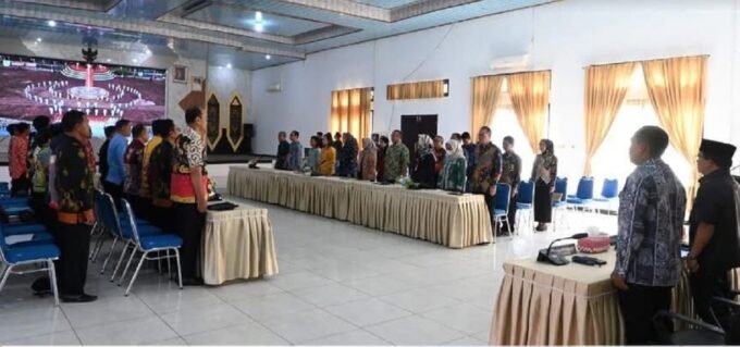 Lamandau Asisten Perekonomian dan Pembangunan Setda Lamandau Meigo Basel, saat menghadiri kegiatan Forum Gabungan Perangkat Daerah Kabupaten Lamandau Tahun 2026, di Aula Bapeddalitbang, belum lama ini.