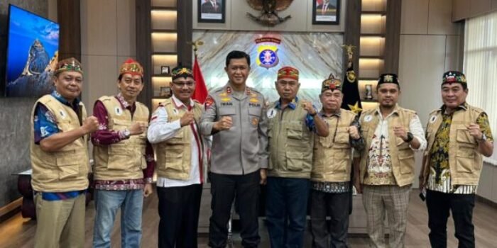 Gerakan Dayak Anti Narkoba Beraudiensi Dengan Kapolda Kalteng