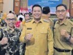 Wakil Bupati Barito Utara Felix Sonadie Y Tingan AMd bersama Kepala Dinas Pertanian Adi Hariadi dan Kepala Bidang Prasarana dan Sarana Pertanian Jumran para Rapat Koordinasi Nasional (Rakornas) di Jakarta, Senin (20/4).