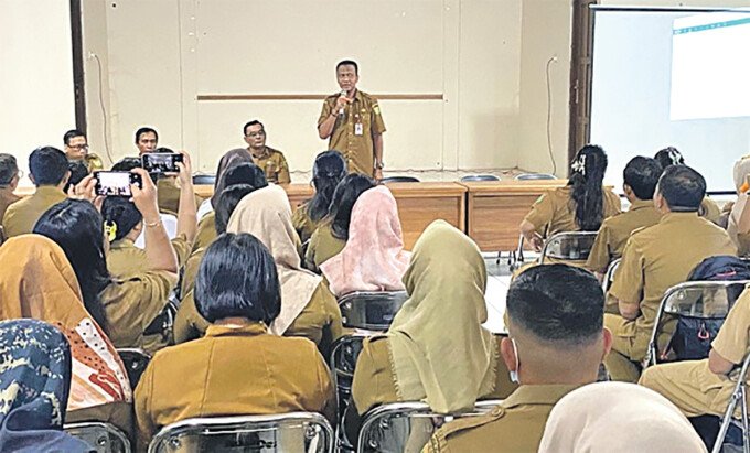 DPMD Barsel menggelar sosialisasi dan evaluasi layanan Aplikasi Cloud Sistem Penghasilan Tetap atau Siltap perangkat Desa.