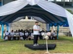 Bupati Lamandau, Rizky Aditya Putra membuka Turnamen Bupati Cup VI, di Stadion Hinang Golowa, Jalan Trans Kalimantan, Minggu (5/4).
