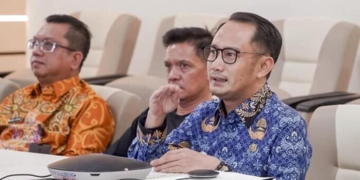 Wali Kota Palangka Raya, Fairid Naparin memaparkan berbagai inovasi daerah pada ajang penilaian Entrepreneur Government Tahun 2026, Jumat (17/4).