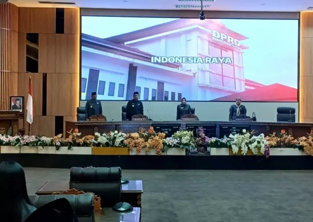 0-dprd batara