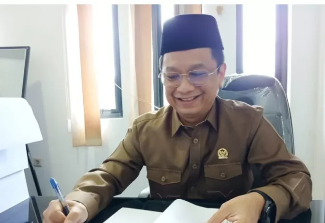 13.1 Ketua Komisi II DPRD Kabupaten Barito Utara, Taufik Nugraha