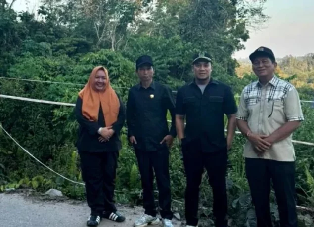 Anggota DPRD Barito Utara lakukan reses di Desa Pendreh, terima aspirasi warga terkait pengaspalan jalan dan penanganan longsor
