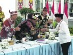 BARITO UTARA Bupati Barito Utara saat menghadiri Rapat Umum Pemegang Saham (RUPS) Tahunan PT. Bank Kalteng untuk Buku Tahun 2025 di Istana Isen Mulang, Palangka Raya, Jumat (22/5).