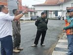 Satpol PP ber sama DLH imbau warga terkait kebersihan.