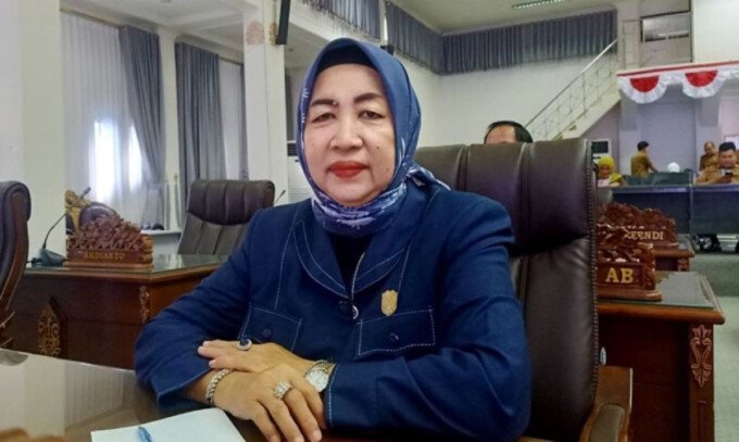 Rujana Anggrain, Anggota DPRD Kabupaten Barito Utara
