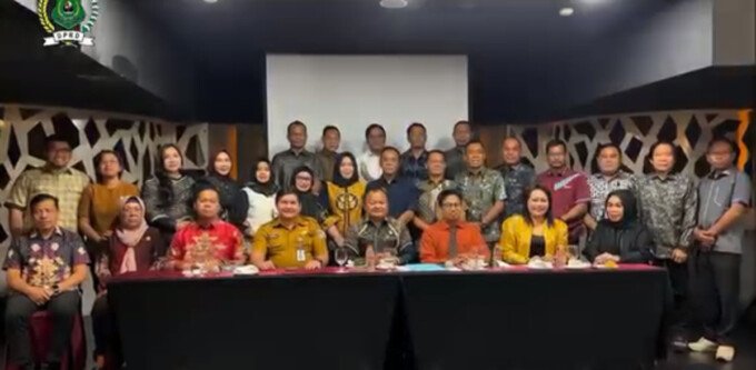 Pimpinan dan Anggota DPRD Kabupaten Kapuas mengikuti Bimbingan Teknis di Hotel Redtop & Convention Center Jakarta, 27–30 April 2026 lalu.