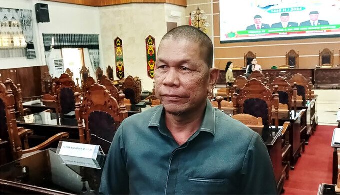 Anggota DPRD Kabupaten Kapuas dari Komisi I, Lawin