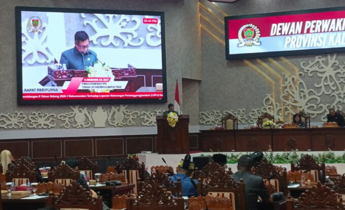 Pembacaan rekomendasi terhadap Laporan Keterangan Pertanggungjawaban Gubernur Tahun 2025, Senin (11/5).