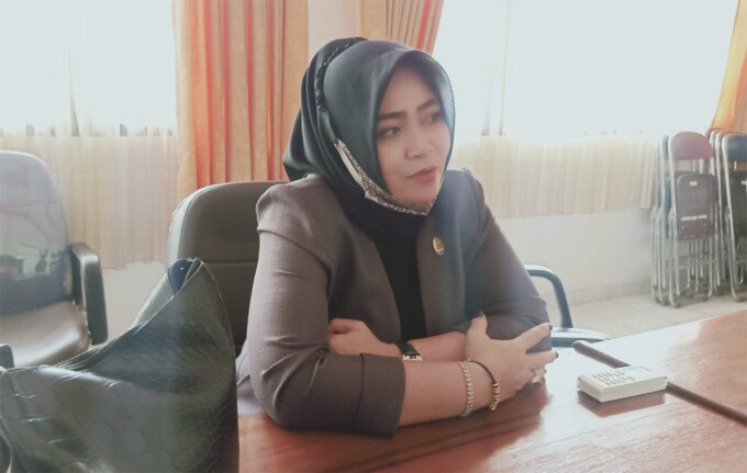 DPRD Kapuas Anggota DPRD Kapuas Yetti Indriana