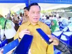 KOTIM Halikinnor saat diwawancarai awak media usai menghadiri kegiatan di Sampit, Senin (25/5). Halikinnor menegaskan pelaksanaan Sistem Penerimaan Murid Baru (SPMB) Tahun Ajaran 2026/2027 di Kotim harus berlangsung transparan, bebas pungli, dan tanpa praktik titipan.