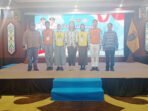 Empat siswa Kabupaten Kapuas yang berhasil menembus Paskibraka tingkat Provinsi Kalteng dan nasional saat berfoto bersama usai penutupan kegiatan di Kota Palangka Raya.