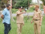 Bupati Kapuas HM Wiyatno melakukan pengecekan kawasan sanggar Pramuka yang rencananya akan dijadikan tempat relokasi kantor Cabang Bank Kalteng.