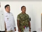 Lamandau Bupati Lamandau, Rizky Aditya Putra (dua dari kiri), saat mengikuti peresmian operasionalisasi Koperasi Desa/Kelurahan Merah Putih secara virtual di Desa Purwareja, Kecamatan Sematu Jaya, belum lama ini.