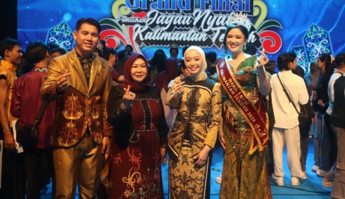 Palangka Raya Ketua TP PKK Kota Palangka Raya, Avina Fairid Naparin dan Kepala Disparbudpora Kota Palangka Raya mengapresiasi atas keberhasilan menyabet gelar Wakil I Nyai Kalteng, pada Ajang Jagau Nyai Kalteng 2026, Selasa (19/5)