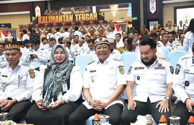 Wakil Bupati Barito Utara Felix Sonadie Y Tingan A Md saat menghadiri Rakerda dan Dialog Interaktif DPD APDESI Provinsi Kalimantan Tengah Tahun 2026 yang digelar di Aula Jayang Tingang, Kantor Gubernur Kalteng, Palangka Raya, Rabu (10/6).