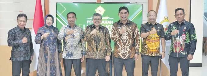 2026__TAMBUN BUNGAI.indd Bupati Barito Utara saat menyampaikan sambutan pada Penyerahan Laporan Hasil Pemeriksaan (LHP) berlangsung di Gedung BPK RI Kalimantan Tengah, Palangka Raya, Jumat (19/6).