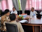 Barsel Rombongan Komisi IV DPRD Kalteng saat melakukan kunjungan kerja di Kantor DPUPR Kabupaten Barito Selatan (Barsel), Rabu (3/6).