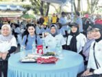 Ketua DPRD Barito Utara Ir Hj Mery Rukaini MIP bersama Wakil Ketua II DPRD Hj Henny Rosgiaty SP MM. Saat menghadiri peringatan Hari Bhayangkara ke-80 di kawasan Bundaran Buah, Muara Teweh, Minggu (28/6).