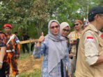 Ketua Komisi I DPRD Kota Palangka Raya, Mukarramah (tengah), menghadiri peletakan batu pertama pembangunan Posko Terpadu GDAN, di Jalan Rindang Banua Ujung, Senin (1/6).