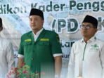 Lamandau Bupati Lamandau, Rizky Aditya Putra (tengah), membuka kegiatan Pendidikan Dasar Pendidikan Kader Penggerak Nahdlatul Ulama Angkatan III, di Pondok Pesantren An Nur Ulum, Kecamatan Menthobi Raya, Jumat (5/6).