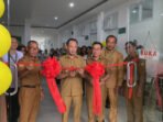 Wali Kota Palangka Raya, Fairid Naparin meresmikan gedung baru UPTD Puskesmas Menteng, Selasa (23/6).