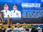 utama Gubernur Kalteng H Agustiar Sabran menyampaikan sambutan saat acara di Aula Jayang Tingang, Rabu (10/6). Terkait anggaran untuk gaji PPPK provinsi gubernur memastikan masih aman.