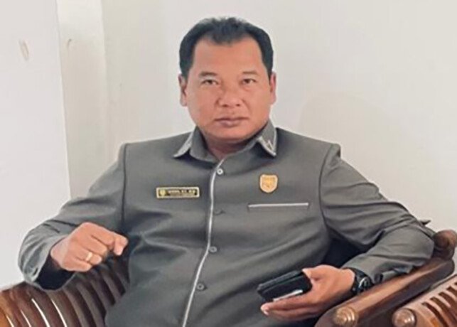 Anggota DPRD Gunung Mas, Endra.