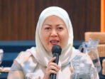 (DPRD) Kabupaten Barito Utara Wakil Ketua II DPRD Kabupaten Barito Utara, Hj Henny Rosgiaty Rusli.