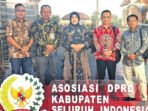 DPRD Kabupaten Barito Utara Ketua DPRD Kabupaten Barito Utara, Ir. Hj. Mery Rukaini, M.I.P., dan jajaran anggota DPRD menghadiri Rapat Koordinasi Wilayah (Rakorwil) Asosiasi Dewan Perwakilan Rakyat Daerah Kabupaten Seluruh Indonesia (ADKASI) se-Kalimantan di Hotel TreePark, Banjarmasin, Kalimantan Selatan, Kamis (16/7).