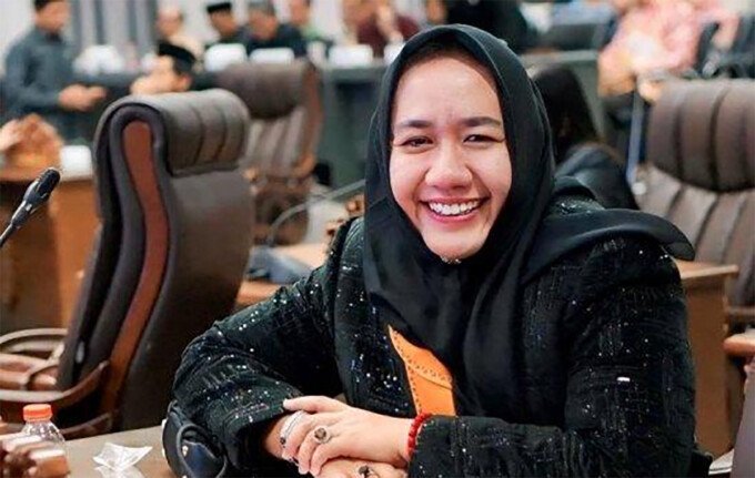 (DPRD) Kabupaten Barito Utara Hj Rosi Wahyuni SH, Anggota DPRD Barito Utara