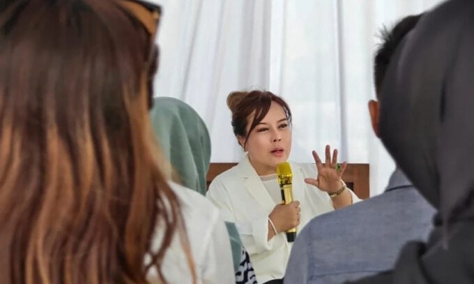 DPRD Kalimantan Tengah Anggota Komisi III DPRD Kalimantan Tengah Faridawaty Darland Atjeh