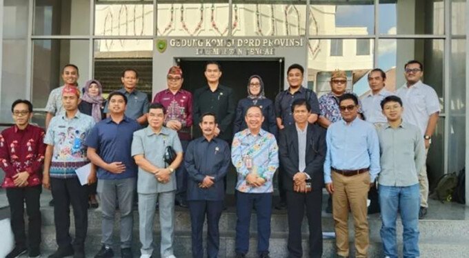 DPRD Kalteng Anggota Komisi II DPRD Kalteng, Agie usai mengikuti RDPU bersama DLH Kalteng, Kamis (25/6).