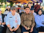 DPRD Kalteng Anggota Komisi II DPRD Kalteng Noor Fazariah Kamayanti mengikuti panen raya padi di Desa Terusan Mulya, Kecamatan Bataguh, Kabupaten Kapuas, Rabu (8/7).