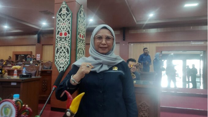 Ketua Komisi I DPRD Kota Palangka Raya, Mukarramah