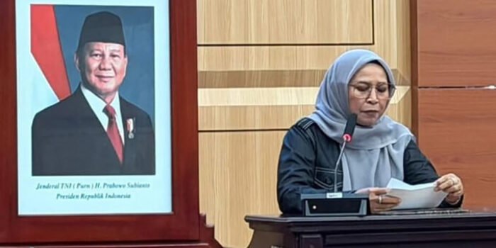 DPRD Kota Palangka Raya Ketua Komisi I DPRD Kota Palangka Raya, Mukarramah