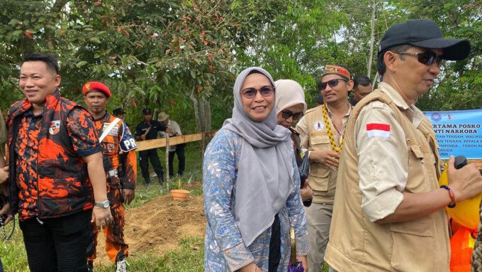 Ketua Komisi I DPRD Kota Palangka Raya, Mukarramah, mendorong evaluasi skema bagi hasil retribusi parkir untuk mengoptimalkan PAD.