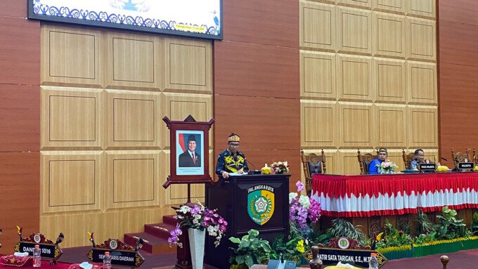 DPRD Kota Palangka Raya2 Anggota Komisi I sekaligus Juru Bicara Banggar DPRD Kota Palangka Raya, Sudarto, menyampaikan hasil evaluasi pertanggungjawaban APBD 2025 yang menyoroti belum optimalnya capaian PAD serta perlunya percepatan digitalisasi pajak daerah.