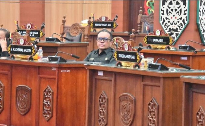DPRD Kota Palangka Raya2 Anggota Komisi II DPRD Kota Palangka Raya, Khemal Nasery
