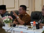 KAPUAS Bupati Kapuas HM. Wiyatno. SP pimpin rapat pelaksanaan panen raya padi bersama Dandim 1011/ Kapuas dan Sekda Kapuas. Dr Usis I Sangkau, Senin (6/7).