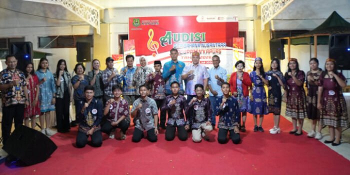 Wakil Bupati Kapuas Dodo berfoto bersama jajaran PD, dewan juri, dan peserta Audisi Gita Bahana Nusantara (GBN) Tingkat Kabupaten Kapuas Tahun 2026.