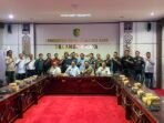 PALANGKA RAYA Pemerintah Kota Palangka Raya gelar rakor terkait antrean kendaraan bermotor di SPBU Kota Palangka Raya, digelar ruang rapat Peteng Karuhei I, Rabu (29/7).