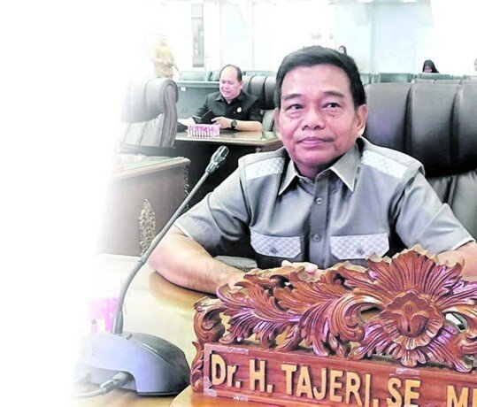 Dr H Tajeri SE MM SH MH Ketua Komisi III DPRD Barito Utara